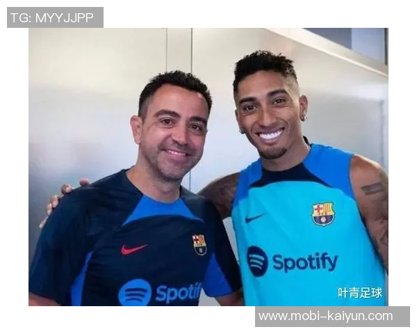 拉菲尼亚荣获西甲最佳与欧冠金靴却无缘年度最佳阵容令人唏嘘